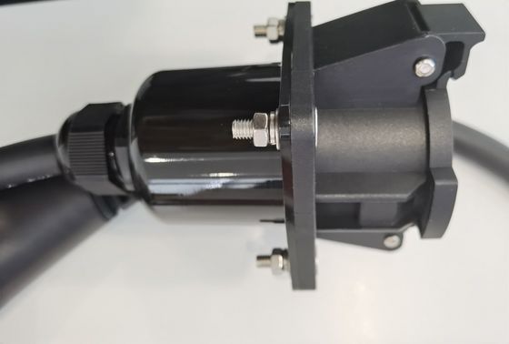 Giá tốt 32A 3Phase Loại 1 đến Loại 2 Bộ chuyển đổi EV Lớp bảo vệ chống thấm IP55 trực tuyến